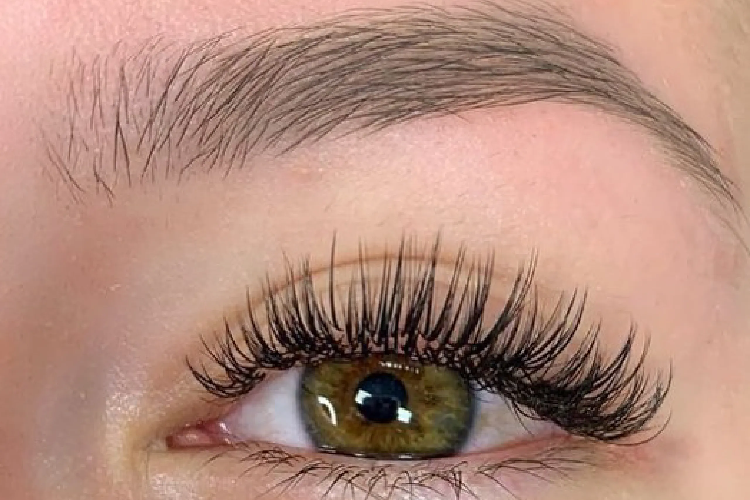 The Hottest Eyebrow Trends in Dubai 2025