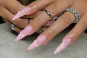 Best nail Salon in Dubai | Nail Extensions in Dubai