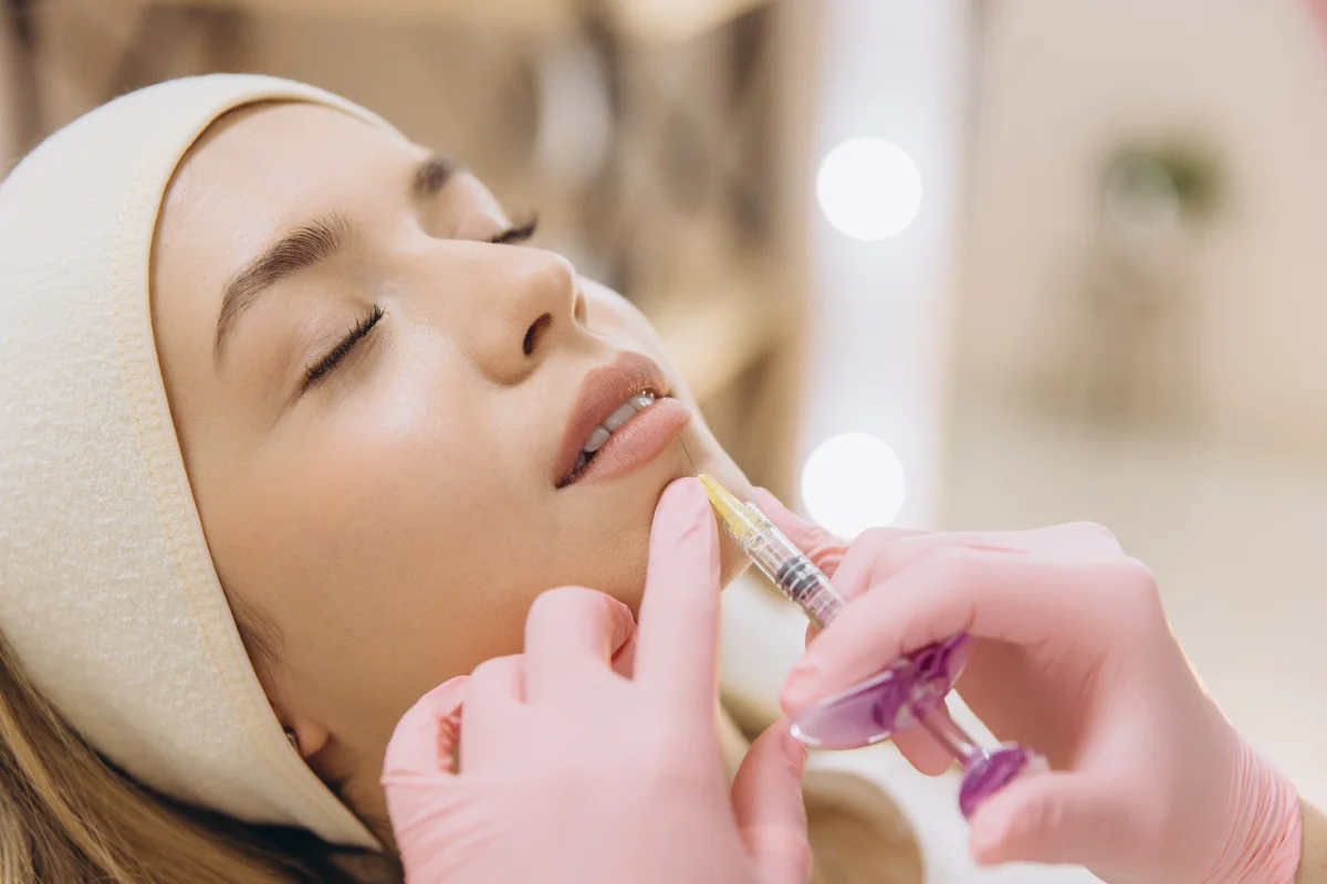 Lip Blush in Dubai: Why It’s the Beauty Game-Changer You Didn’t Know You Needed